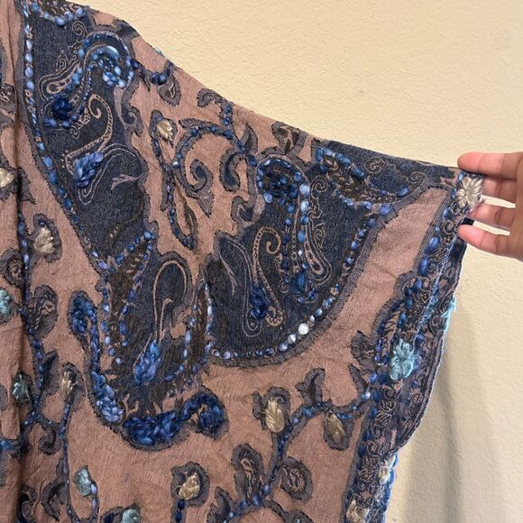 Soft Surroundings Wool Blend Kimono Poncho Wrap O/S Blue Embroidered Yarn Artsy - Picture 5 of 9
